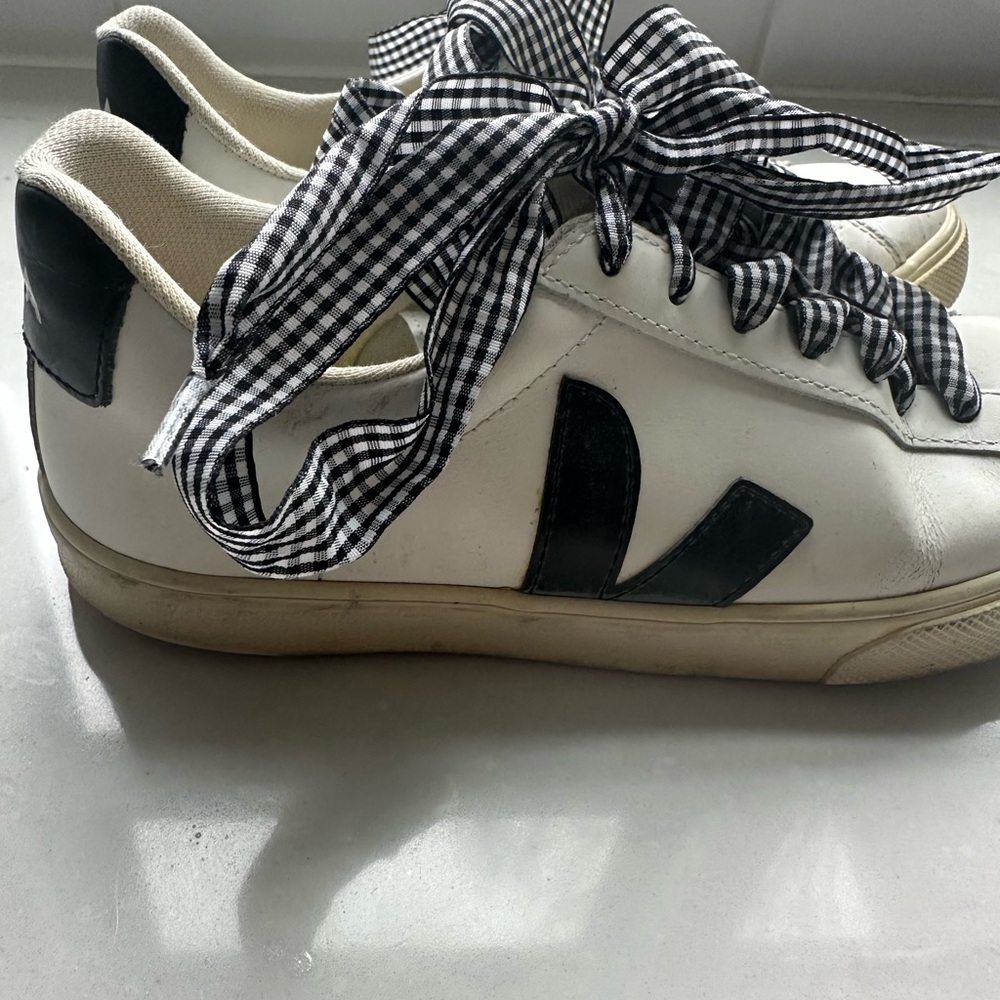 Veja Women's White and Black Sneakers